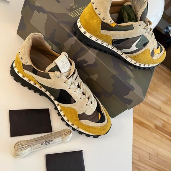 Green/YellowValentino Garavani Rockstud Rock runner Sneakers camou suede leather - Picture 3 of 7